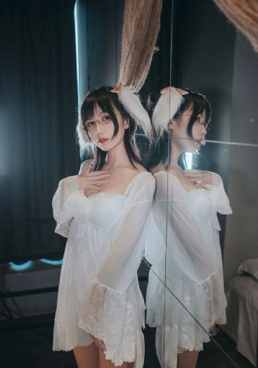 少妇初次光临全身推油按摩_DVD在线播放观看